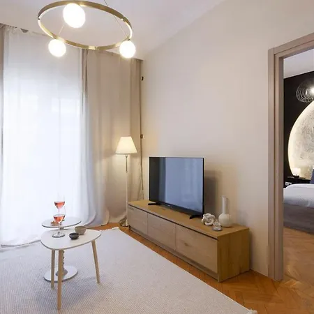 شقة Spacious 4br Luxury In *